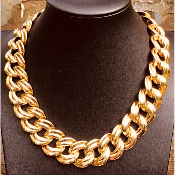Unbranded Jewelry - Vintage Chunky Gold Tone Faux Double Curb Link Necklace Heavy